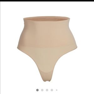 SKIMS CORE CONTROL THONG | CLAY
